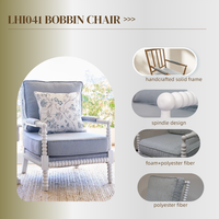 Fauteuil en lin bleu clair de style côtier décontracté |   Fauteuil d'appoint en bois Bobbin pour salon