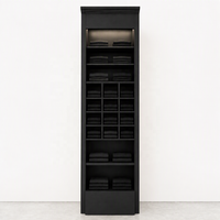 Vitrine haute et étroite en bois avec étagères ouvertes, grille cubique, rangement inférieur et éclairage LED pour usage commercial