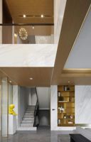 Dalle de marbre blanc pur Volakas Carreaux de sol et de marches d'escalier incurvées en pierre naturelle au design moderne pour les applications hôtelières