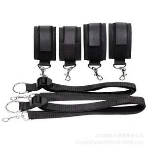 Dispositivo erótico con forma de flor de tres pétalos para separar las piernas, accesorios alternativos de bondage, esposas, grilletes para pies, ayuda para posiciones en la cama - Product Image 5