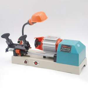 Machine à découper les clés de couleur noire pour la fabrication de clés de voiture et de clés de porte, outil pour serruriers - Product Image 4