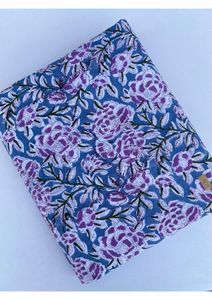 Tissu en coton pur 100% imprimé à la main avec des motifs floraux indiens traditionnels, vendu au mètre, tissu imprimé à la main, OEM ODM, vente en gros - Product Image 4