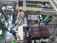 Mesin Penyisipan Terminal Otomatis Mesin Penyisipan Pin Otomatis Mesin Pemotong Pengupas Kabel Otomatis Mesin Crimping Otomatis