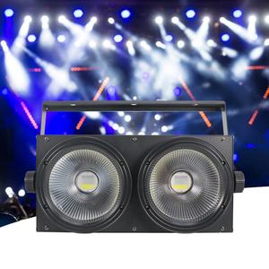 Venta al por mayor: Nueva luz cegadora LED de 2 ojos RGBW 2x100W para audiencia, luz cegadora COB - Product Image 1