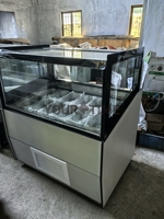 Vitrine Réfrigérée Commerciale pour Glaces Italiennes et Gelato, en Verre Courbé, en Stock aux États-Unis