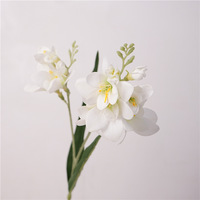 Künstliche Schneeorchideen Realistische Haptik Feuchtigkeitsspendende Wirkung Dekorative Blumensträuße für Innenräume Blumenarrangements für Hochzeiten