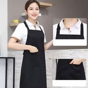 Tablier de cuisine en polyester imperméable noir pour homme et femme, personnalisable avec logo, idéal pour la restauration et la cuisine - Product Image 3