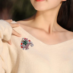 Broche de Diseño Floral Barroco de Lujo para Hombre y Mujer, Regalo Sorpresa para Parejas en Bodas y Festivales - Product Image 5