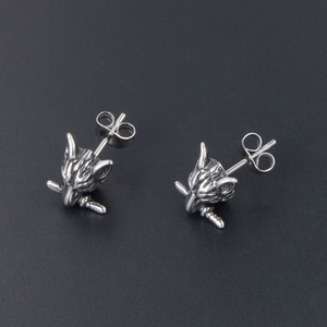 Pendientes de acero de titanio con cabeza de lobo para hombres y mujeres, estilo retro punk, moda urbana CF103 - Product Image 2