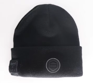 Gorro de Punto con Forro Polar y Correa Ajustable, Logotipo Bordado, Diseño de Letras y Puntos con Impresión Digital, Unisex, Listo para Viajar - Product Image 1
