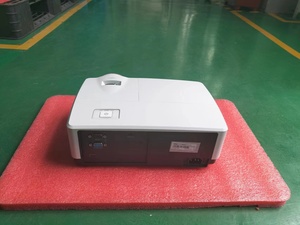 Le plus récent projecteur professionnel 3200 lumens 203W 0,55 pouces XGA Full HD 1920*1080, home cinéma, projection de jeux de terrain de jeu - Product Image 3