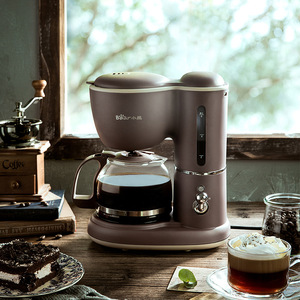 Cafetera Bear KFJ-A06Q1 de Goteo con Jarra de Vidrio, Eléctrica para Uso Doméstico, Capacidad de 0.5-1.2L, Menos de 3 Tazas - Product Image 1