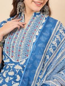 Cuello mandarín estampado motivos étnicos Kurta de algodón puro con pantalón y Dupatta - Product Image 4