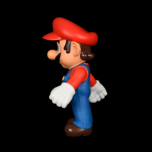 Figurine Luigi en caoutchouc <span class=keywords><strong>avec</strong></span> revêtement caoutchouté, thème de <span class=keywords><strong>film</strong></span> et de série télévisée, décoration de gâteau, modèle de jouet pour les sexes unis, à partir de 14 ans - Product Image 3