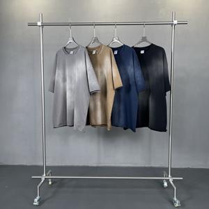 <span class=keywords><strong>T</strong></span>-Shirt da Uomo di Alta Qualità in 100% Cotone 280gsm, Effetto Sbiadito a Spruzzo, Lavaggio Vintage, Morbido al Tatto - Product Image 3