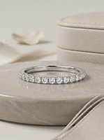 Bague de fiançailles en argent S925 et moissanite pour femme, empilable, plaquée platine, avec sertissage pavé certifié, style luxe léger