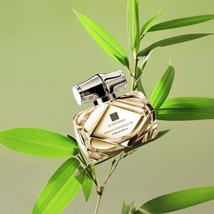 Fabricant de parfums en marque blanche - Créez votre marque de parfums de luxe longue durée, parfums de créateur, parfums et eaux de cologne pour femme - Product Image 3