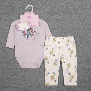 Оптовый летний комплект детской одежды с животным принтом для мальчиков и девочек 0-12 месяцев: боди, носки и штанишки (3 предмета) - Product Image 5