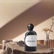 น้ำหอมผู้ชายกลิ่นคลาสสิก กลิ่นไม้ดำ ติดทนนาน ODM/OEM - Product Image 3