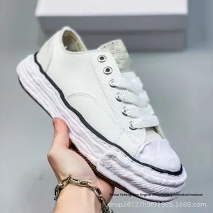 2025 אירופאי בסגנון אירופאי של גברים נשים רטרו נעלי תחרה-אפ לבן הבלעדית לופל גובה-הגדלת נעלי הליכה לסתיו - Product Image 1