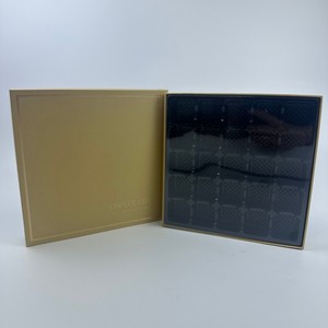 Caja <span class=keywords><strong>de</strong></span> Regalo <span class=keywords><strong>de</strong></span> Lujo Personalizada 4x4, Rígida, con Laminado Mate Repujado, Reciclable, Hecha a Mano, para Dulces, Chocolates, Bombones y Trufas - Product Image 6