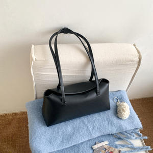 Nuevo Bolso Tote Casual Profesional para Mujer con Cierre de Cremallera y Cadenas, Bolso de Hombro de Cuero PU Impermeable - Product Image 1