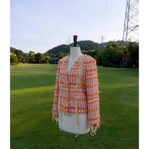 OUDINA <span class=keywords><strong>Giacca</strong></span> Elegante <span class=keywords><strong>in</strong></span> <span class=keywords><strong>Tweed</strong></span> a Quadri con Scollo a V e Catena, Manica Lunga, per Donna, Vendita all'Ingrosso - Product Image 2