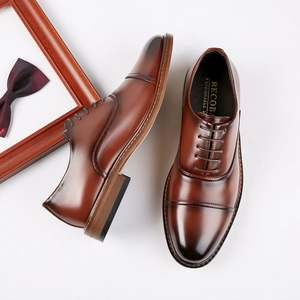 Chaussures Homme en Cuir de Vachette de Haute Qualité, Style Business Sculpté, à Enfiler, pour Bureau et Mariage, Motif Uni, Idéales pour l'Automne - Product Image 2