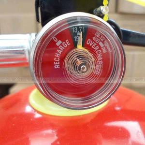 طفاية حريق من الفوم الكربوني 6Ltr بجودة عالية مع تخصيص الرفاهية ، حل طوارئ محمول للمنزل - Product Image 4