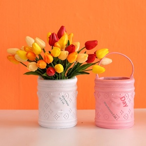 Mini <span class=keywords><strong>pot</strong></span> <span class=keywords><strong>de</strong></span> fleurs au design <span class=keywords><strong>de</strong></span> dessin animé, porte-monnaie, sac à main, vase à succulentes avec fleurs séchées pour la décoration <span class=keywords><strong>de</strong></span> la maison et du salon - Product Image 3