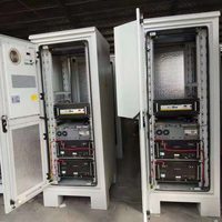 Armoire de station de base micro-cellulaire 5G en aluminium W-TEL IP54 avec télécommande |   Boîtier de télécommunications extérieur compact de 19 pouces pour les nœuds de réseau ruraux
