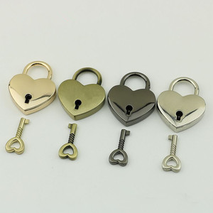 Cổ phiếu cung cấp 4 màu sắc 39x30 mét hình trái tim kim loại túi ổ khóa - Product Image 1