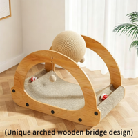 Griffoir pour chat 2-en-1 personnalisé avec boule en sisal, design pont en bois arqué, planche à griffer pour chat en carton ondulé haute densité