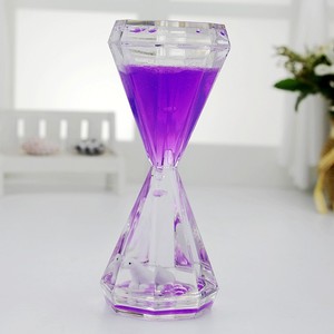 Yu Mo - Adorno Acrílico con Aceite de Diamantes en Forma de Reloj de Arena, Decoración Líquida Colorida para el Hogar u Oficina, Regalo para Mayores de 14 Años - Product Image 4