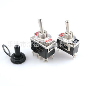 Interrupteur à bascule E-Ten 6 broches 3 positions 250V 10A avec capuchon étanche IP40, taille d'installation 19 mm, broches en cuivre - Product Image 1