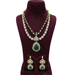 Ensemble collier et boucles d'oreilles en laiton plaqué or avec moissanite et pierres, idéal pour femme, cadeau de mariage, tenue de soirée - Product Image 2
