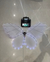 Drone papillon LED magique télécommandé, jouet insecte bionique volant avec ailes colorées pour proposition de mariage, décoration de fête d'anniversaire, cadeau