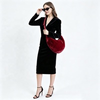 Sac à bandoulière en fausse fourrure douce de qualité supérieure pour femme, sac hobo croissant, sac à main moelleux et pelucheux pour tous les jours, sac à main écologique en fausse fourrure