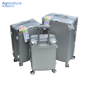 Equipaje de lujo-Acabado brillante elegante-Sistema de bloqueo seguro y ruedas lisas-Perfecto para escapadas de fin de semana y viajes aéreos - Product Image 1