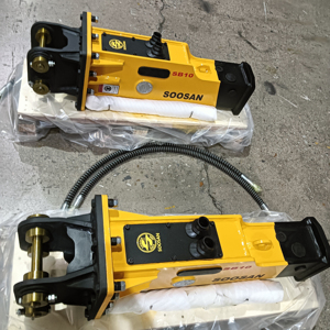SOOSAN SB10 equipo de demolición de cuerpo principal de martillo silencioso tipo caja disponible con características estándar con doce meses de garantía - Product Image 1