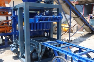 Qt4-26 khối bê tông làm máy lát gạch Máy làm Nam Phi rỗng khối máy - Product Image 2