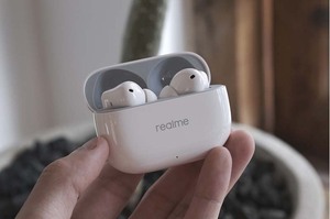 หูฟังไร้สาย Real Me Buds T300 BT 5.3 แบตเตอรี่ใช้งานได้นาน 40 ชั่วโมง พร้อมระบบตัดเสียงรบกวน 30dB - Product Image 6