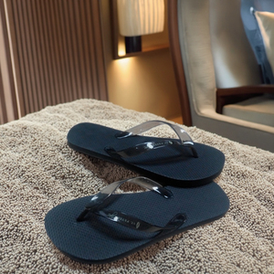 <span class=keywords><strong>Ciabatte</strong></span> da Hotel Nere Personalizzate, Infradito da Interno Unisex, Sandali da <span class=keywords><strong>Piscina</strong></span> - Product Image 1