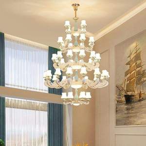 Lámpara de Araña Grande de Resina Europea, Color Blanco Dorado, con Pantalla de Campana de Múltiples Niveles, Altura Ajustable, para Villa - Product Image 1