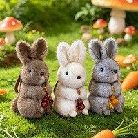 Vente en gros d'usine OEM ODM : Porte-clés en peluche réaliste (écureuil et lapin), pendentif animal en peluche doux pour cadeau d'enfant et anti-stress