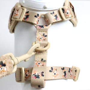 Guinzaglio per Cani in Velluto Ecologico con Ricamo Personalizzato, Motivo a Foglie, per Passeggiate e Addestramento all'Aperto, Imbracatura Resistente - Product Image 4
