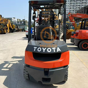 รถยกไฮลิฟท์ 8FD30 มือสอง เครื่องยนต์เบนซิน <span class=keywords><strong>3</strong></span> ตัน ยางลม สำหรับใช้งานในคลังสินค้าและอุตสาหกรรม - Product Image 3