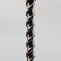 Jeu de forets à percussion SDS KiWALL 100 mm à pointe croisée en carbure de tungstène finition sablée pour le perçage de la maçonnerie et des murs en béton