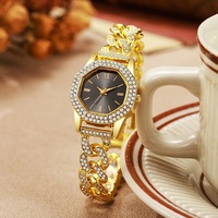 Montre-bracelet cubaine entièrement sertie de diamants en gros, montre à quartz en alliage avec cadran à chiffres romains et diamants pour femme