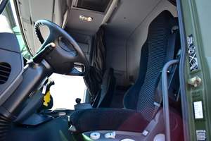 2010 para <span class=keywords><strong>Mercedes</strong></span> para <span class=keywords><strong>Actros</strong></span> 3344 6x6 chasis de camión Tractor usado Euro 5 cámara trasera de suspensión neumática de dirección izquierda diésel - Product Image 5